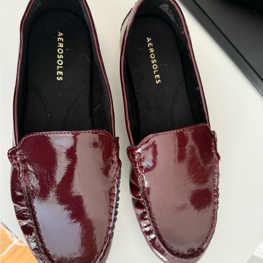 BRAND NEW AEROSOLES Crinkle Merlot One Drive Loafers SIZE 8.5